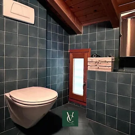 Attico Monolocale Boutique Appartement Isola di Fondra